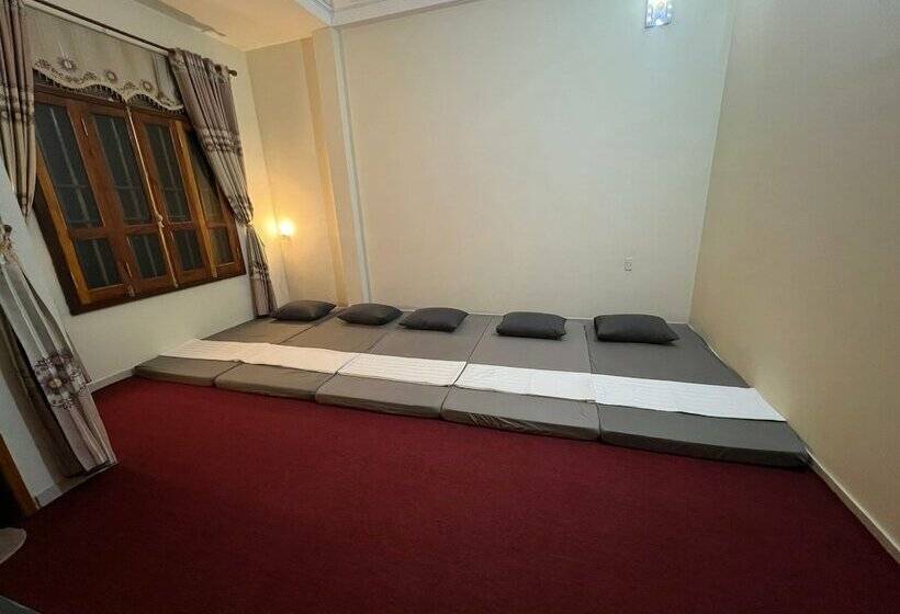 Hg Hostel And Motobikes