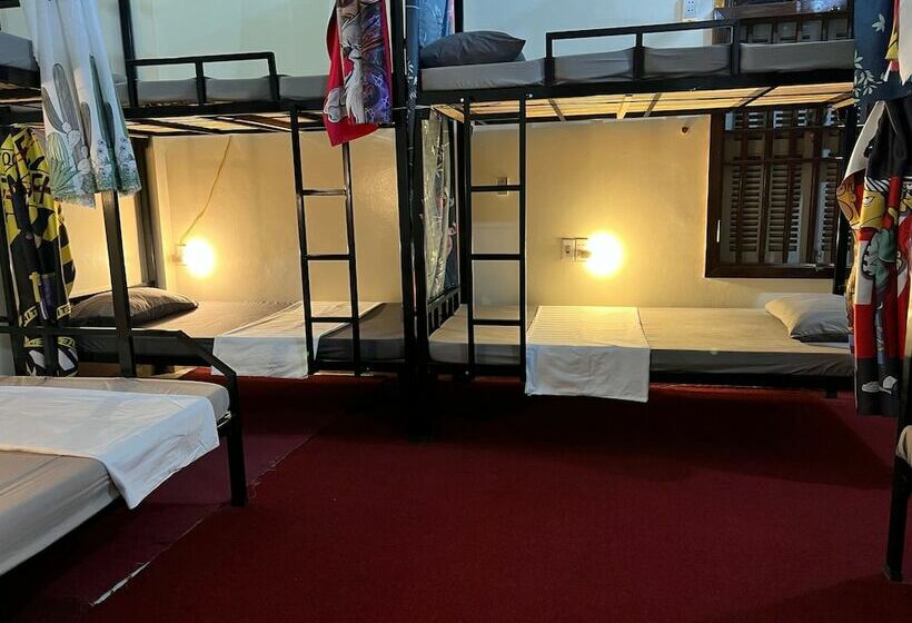 Hg Hostel And Motobikes