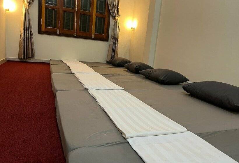 Hg Hostel And Motobikes