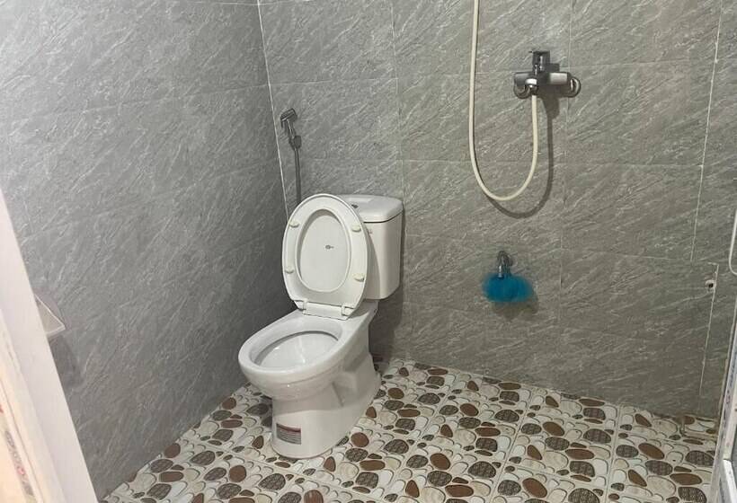 Hg Hostel And Motobikes