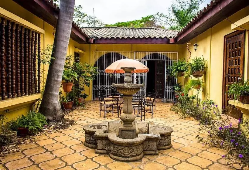 Hotelli Casa Inti Guesthouse & Lodge