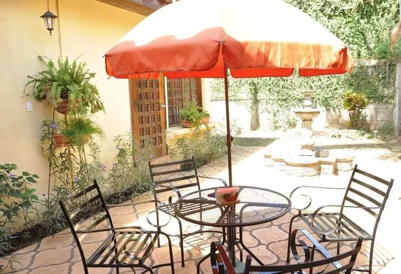 Hotelli Casa Inti Guesthouse & Lodge