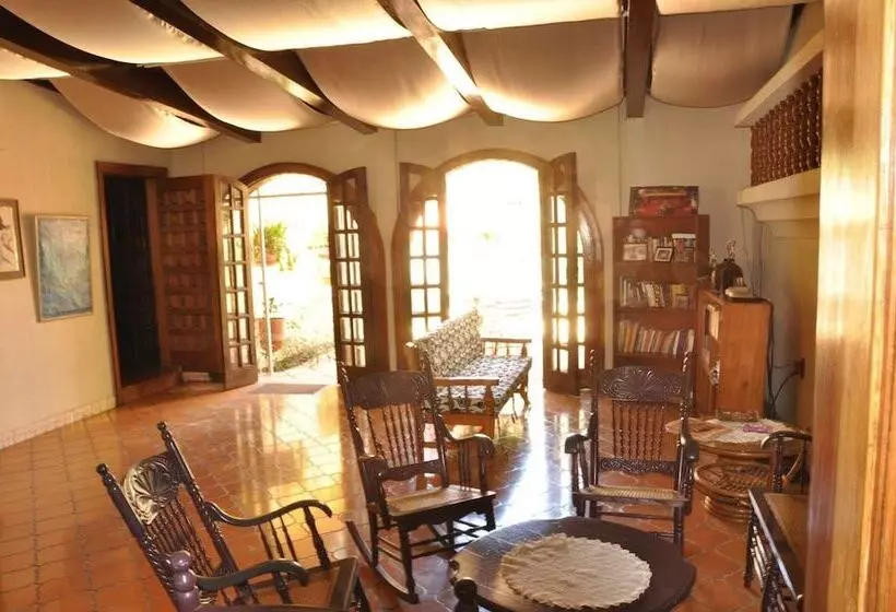 Hotelli Casa Inti Guesthouse & Lodge