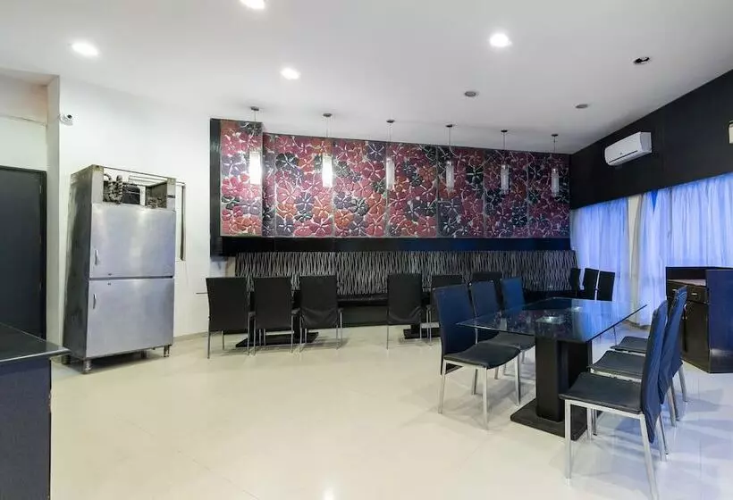 Hotel Collection O 47553 Oriental Residency