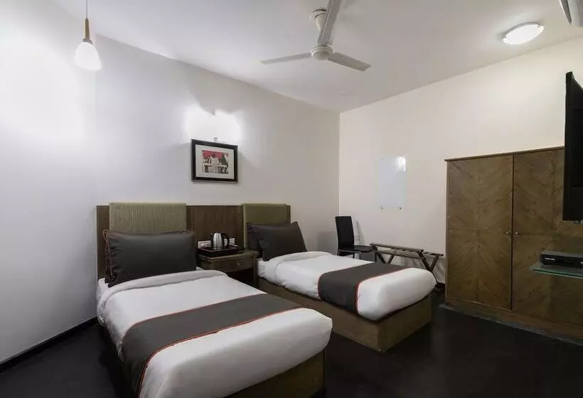 Hotel Collection O 47553 Oriental Residency