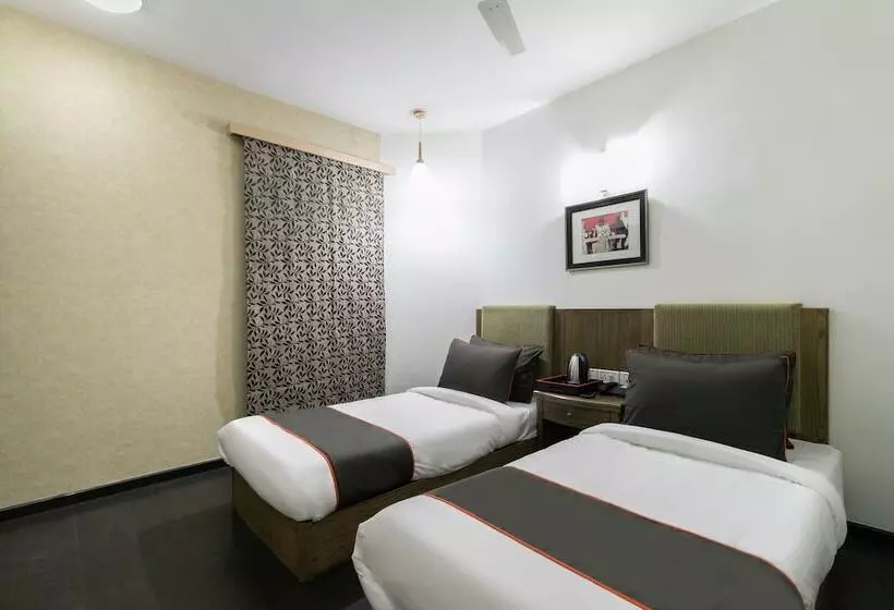 Hotel Collection O 47553 Oriental Residency