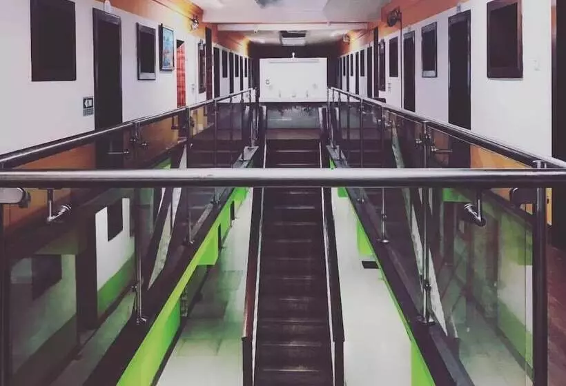 هتل Gran Central