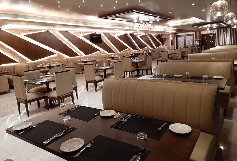 Hotel Jay Clarks Exotica