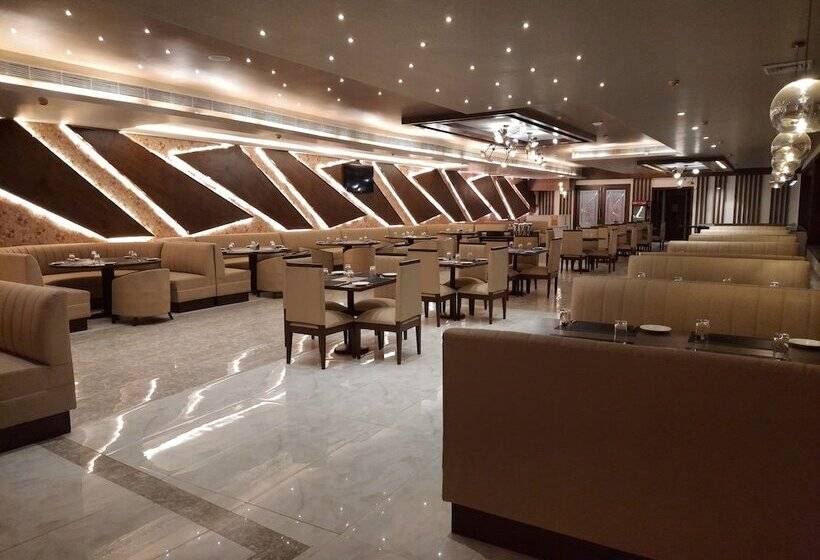 Hotel Jay Clarks Exotica