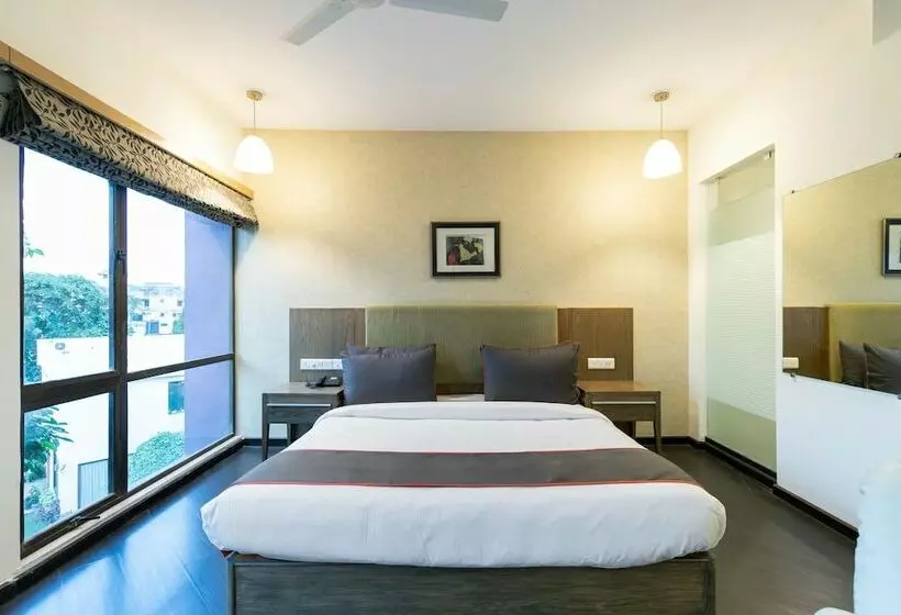 Hotel Collection O 47553 Oriental Residency