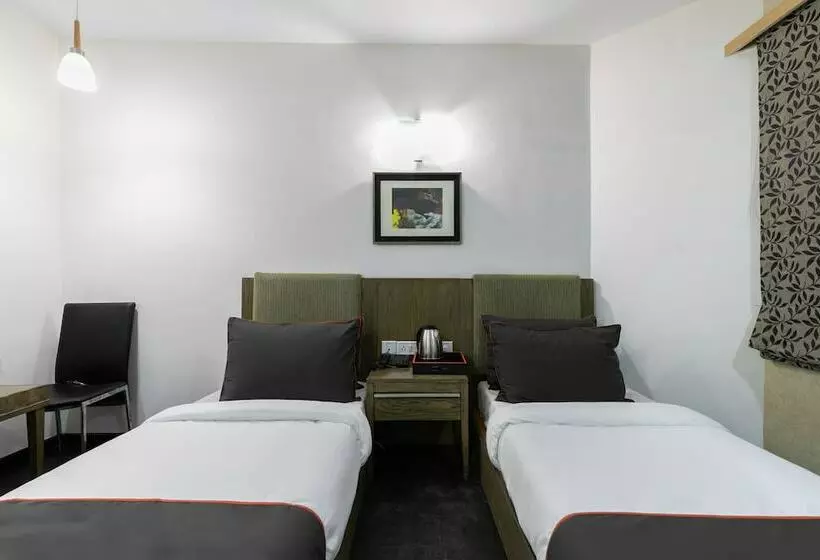 Hotel Collection O 47553 Oriental Residency