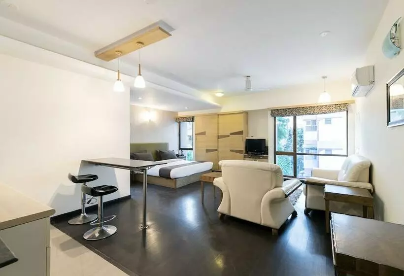 Hotel Collection O 47553 Oriental Residency