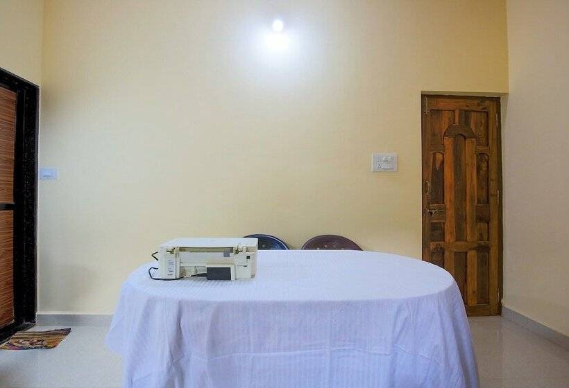 Hotel Spot On 64796 Vailankanni Guest House