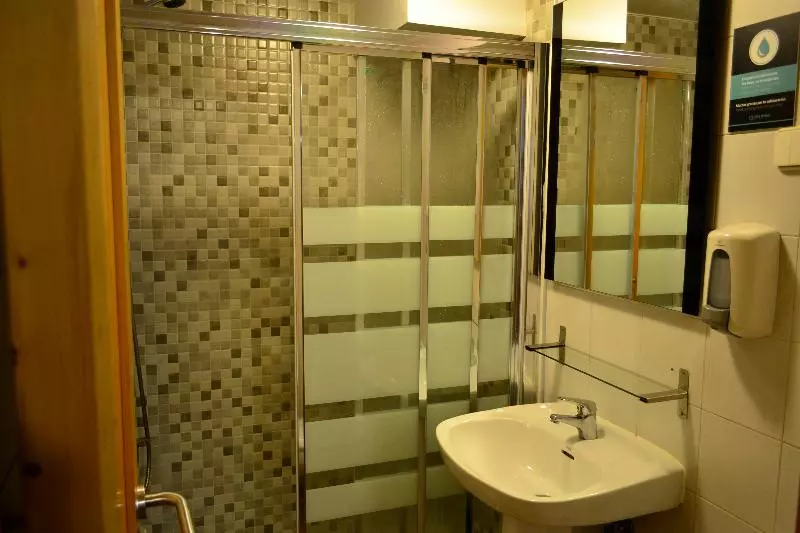 Albergue O Fogar De Teodomiro