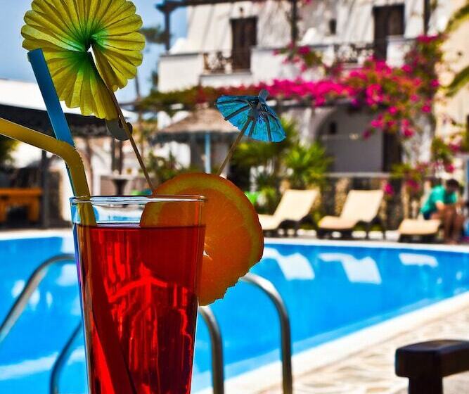 Holiday Beach Resort Santorini