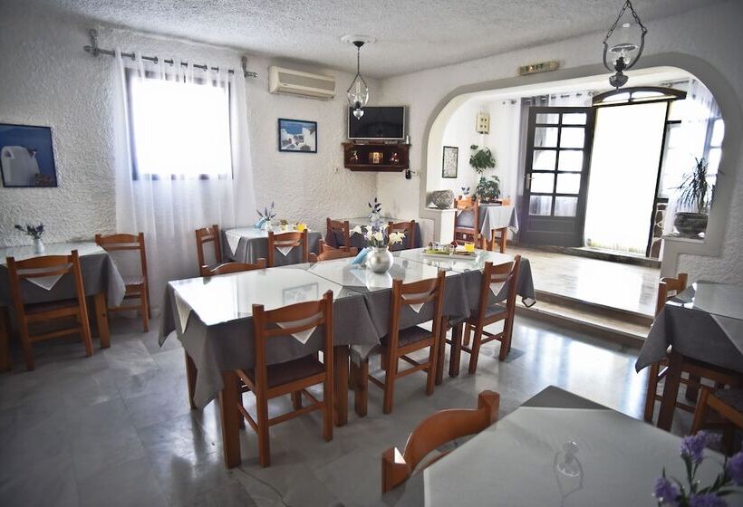 Holiday Beach Resort Santorini