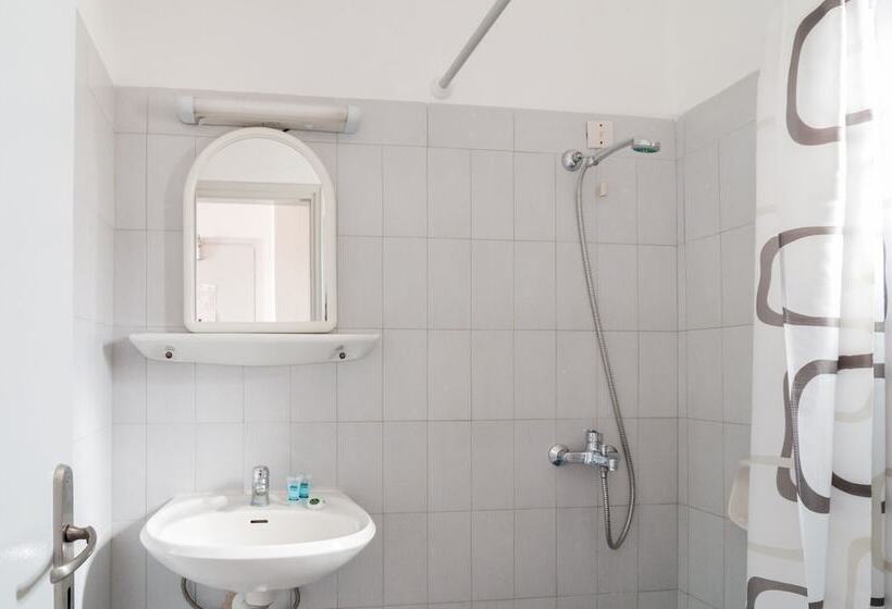 Holiday Beach Resort Santorini