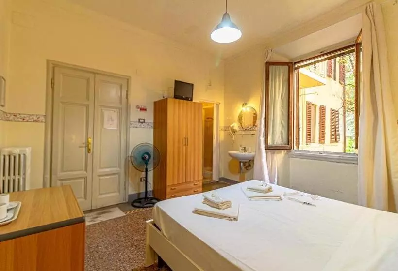 مسافرخانه Soggiorno Primavera