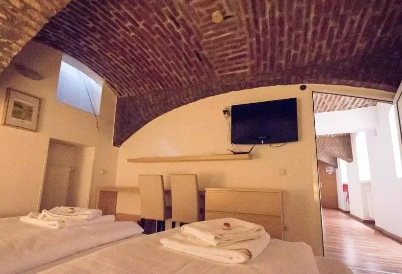 هتل Angel S Place Vienna