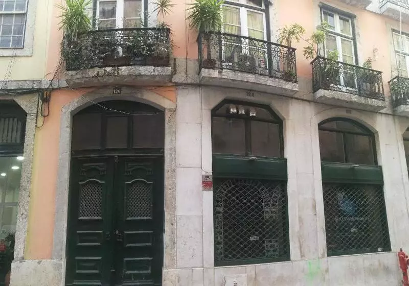هتل B Inb Lisbon Downtown Suites