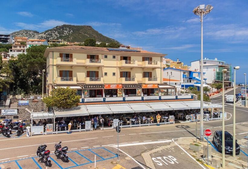 فندق Il Nuovo Gabbiano