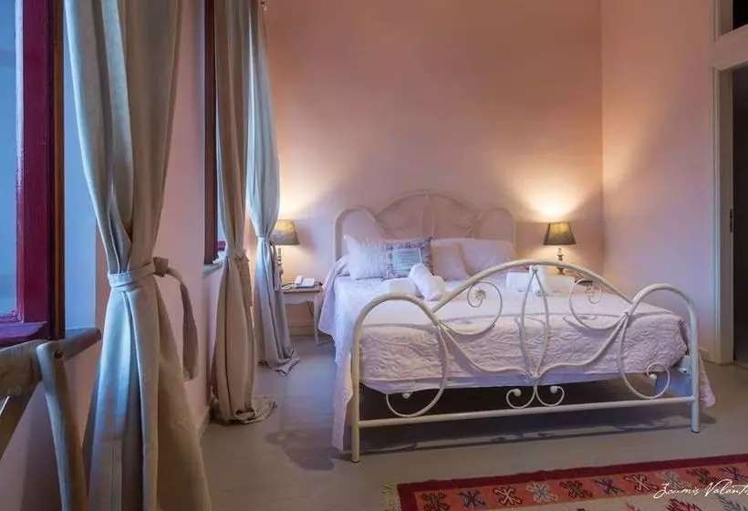 هتل Mavrokordatiko