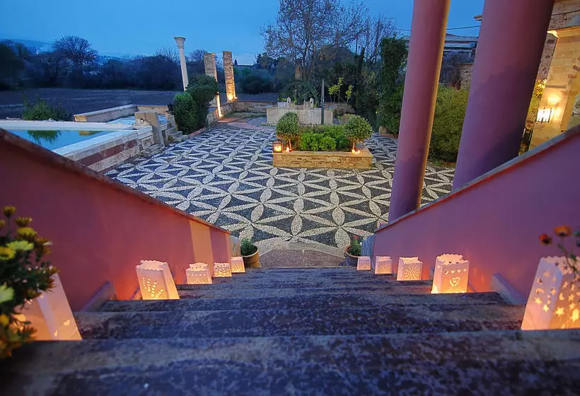 هتل Mavrokordatiko