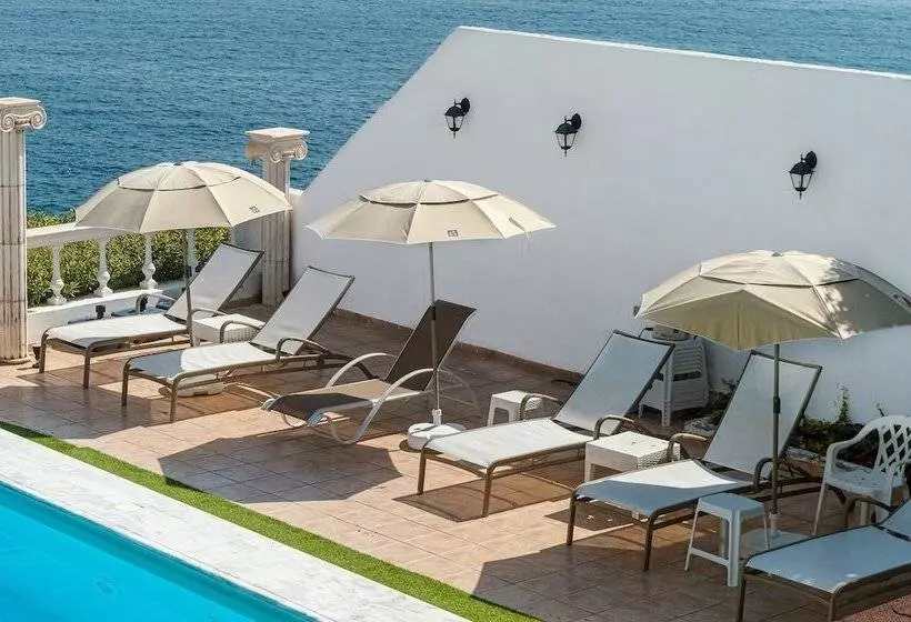 호텔 Mistral Apartments Aegina