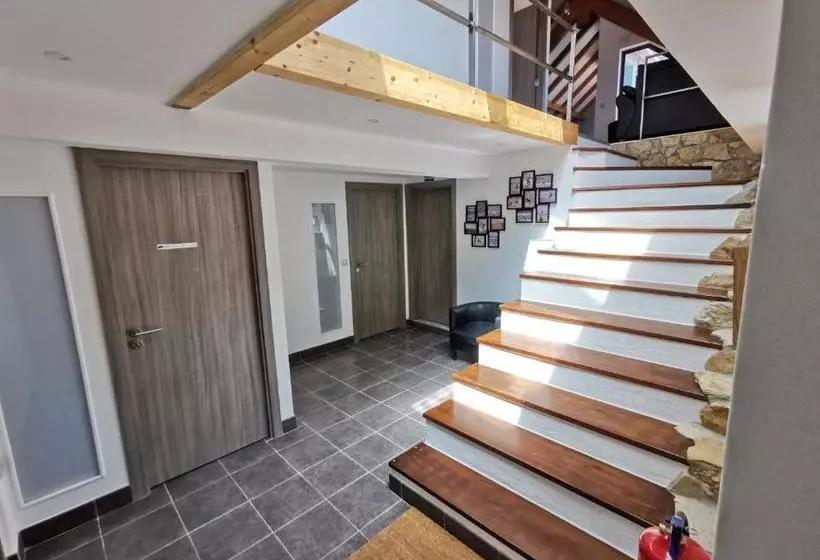 בית מלון כפרי G3 Gamboa Beach Houses