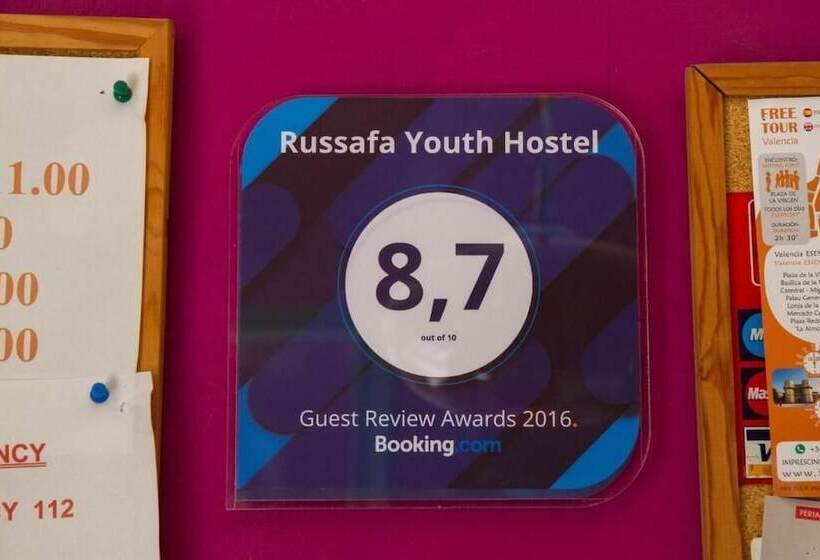 هتل Russafa Youth Hostel
