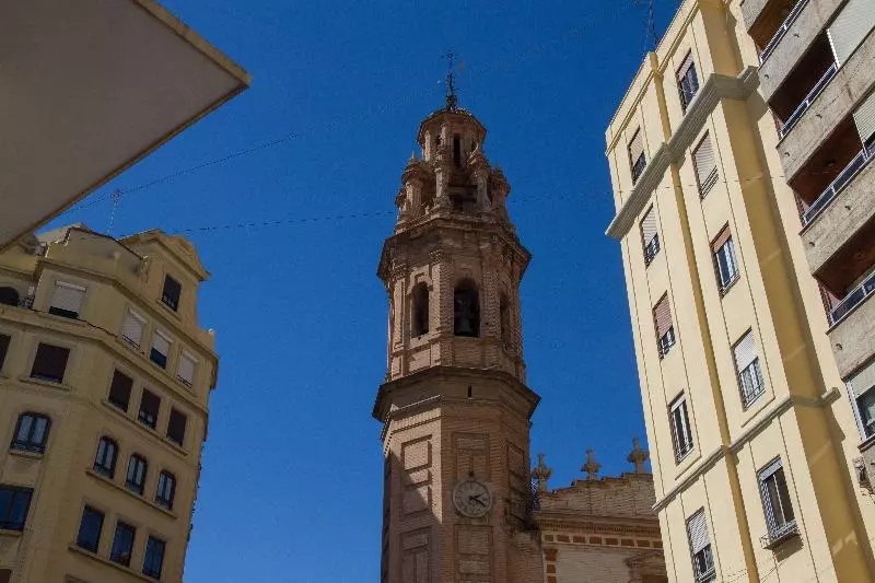 فندق Russafa Youth Hostel