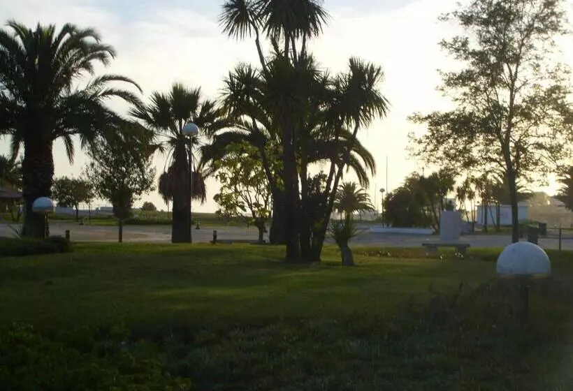 Hotel Residencial S Juliao Al