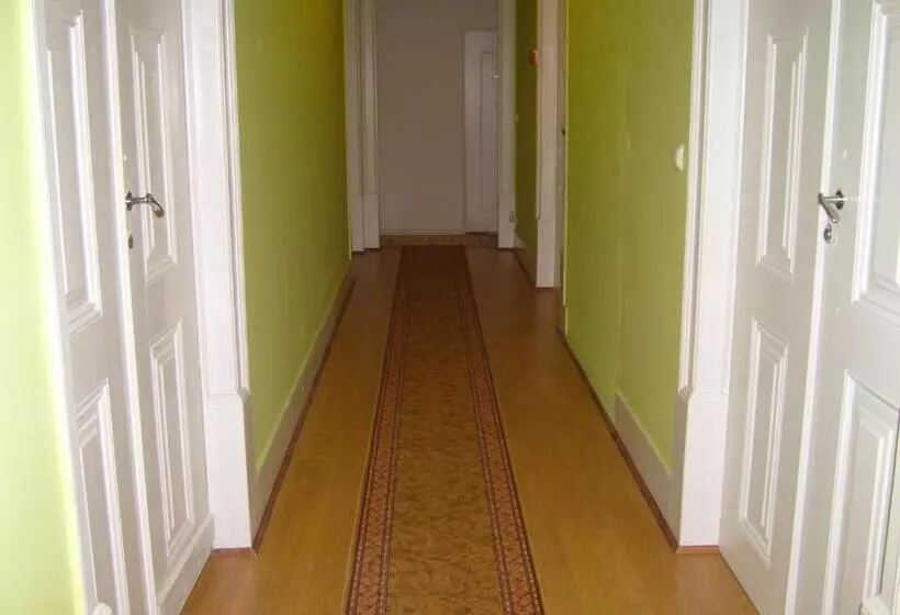 Hotel Residencial S Juliao Al