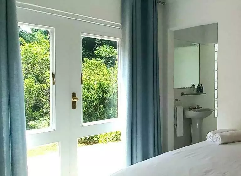 ペンション Hillcrest Haven Cottage 1