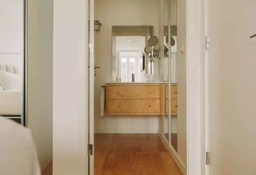 هاستل Azores Inn  Family Suites