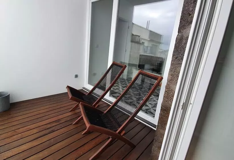 هاستل Azores Inn  Family Suites
