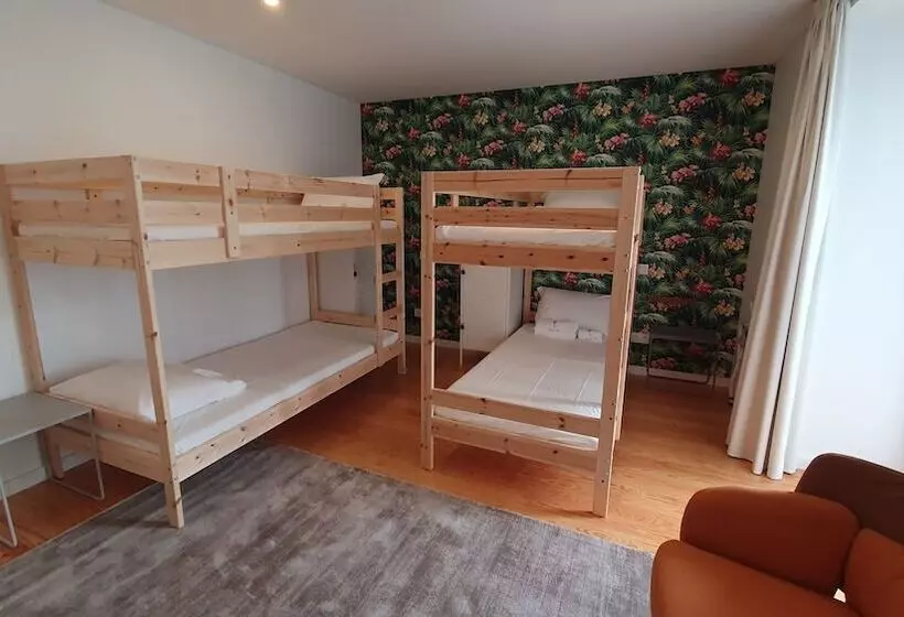 هاستل Azores Inn  Family Suites