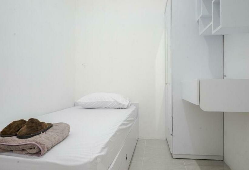 Hostel Koolkost Syariah At Laweyan Solo