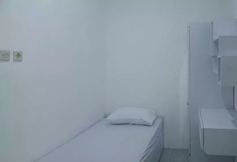 Retkeilymaja Koolkost Syariah At Laweyan Solo