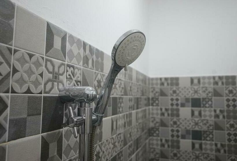 Hostel Koolkost Syariah At Laweyan Solo