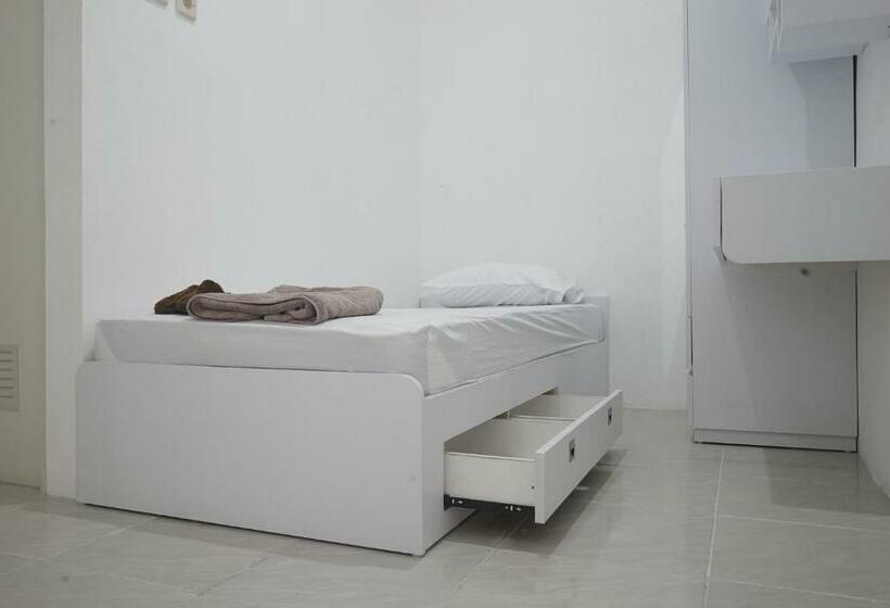 Hostel Koolkost Syariah At Laweyan Solo