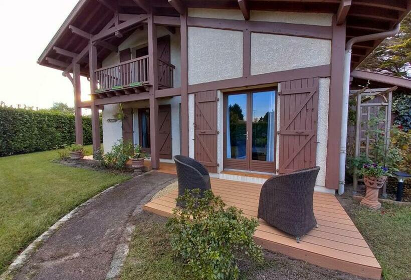 ベッドアンドブレックファースト Gisèle Richou