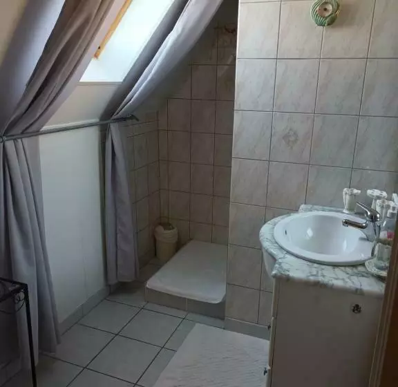 تختخواب و صبحانه Le Nid Des Mésanges