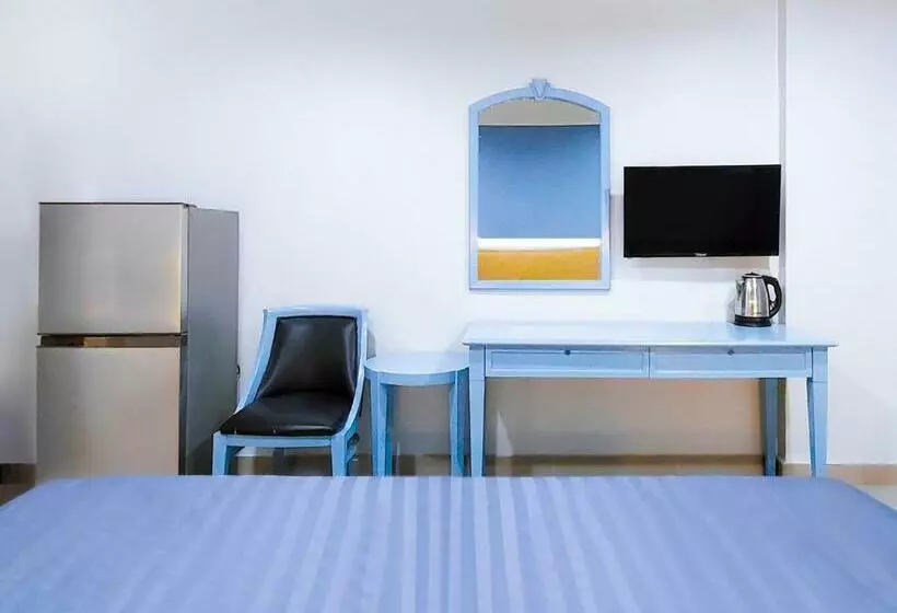 Chateau Hotel & Apartments