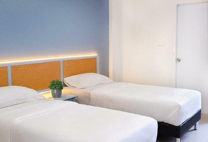 Chateau Hotel & Apartments