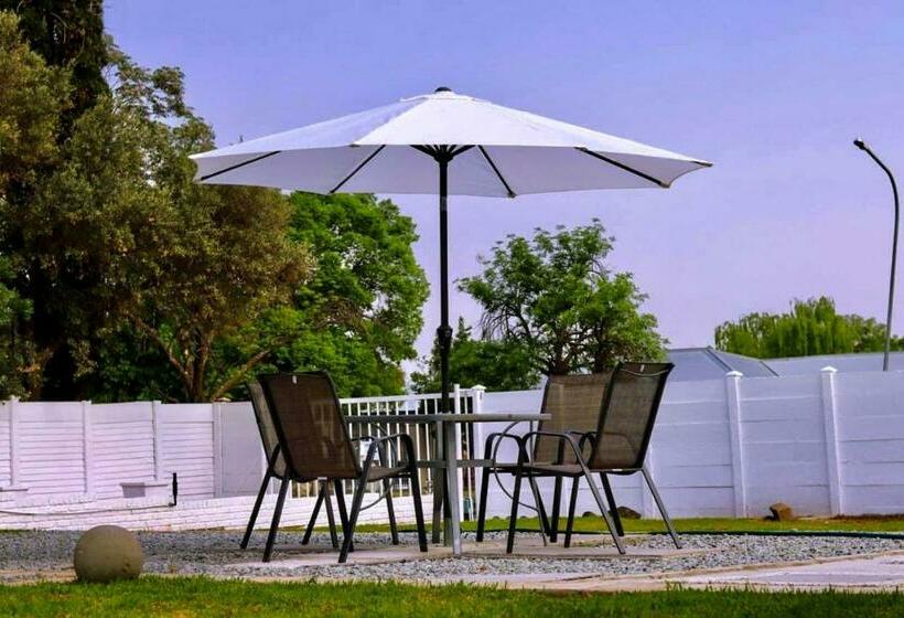 ペンション La Capucine