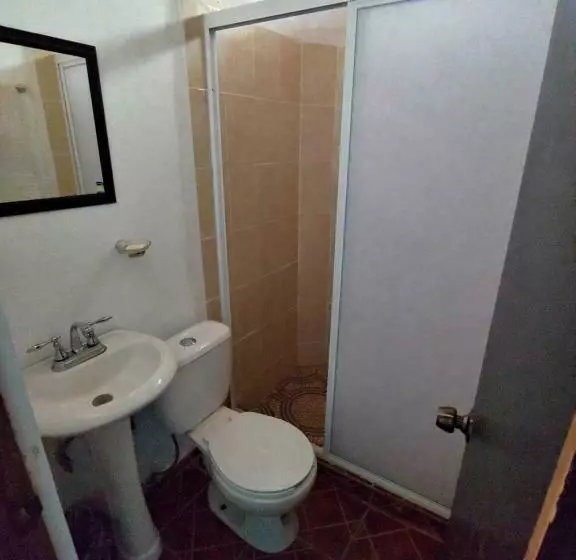 Retkeilymaja Casa Nantli