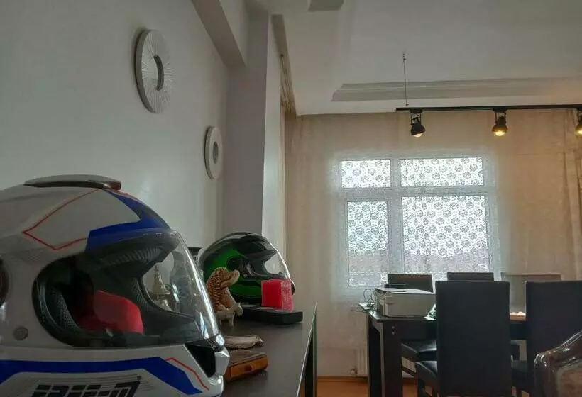 ベッドアンドブレックファースト Single Room, одноместная комната в доме, Chambre D Une Personne, Habitación Individual