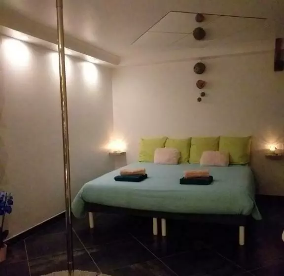 Hotelli Le Ptit Spa De L Abbaye Suite Love Et Spa Privé