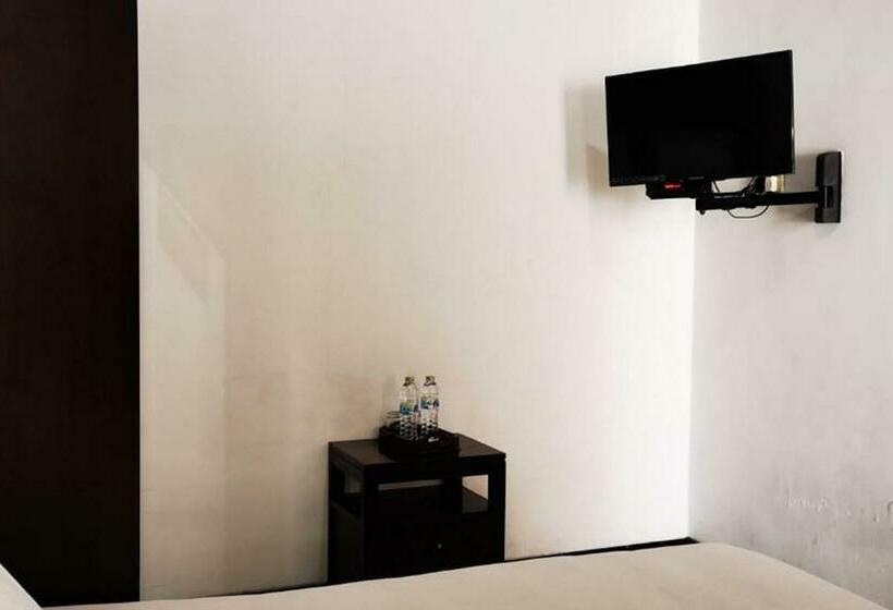 Отель Sultan Guest House Samarinda Syariah Redpartner